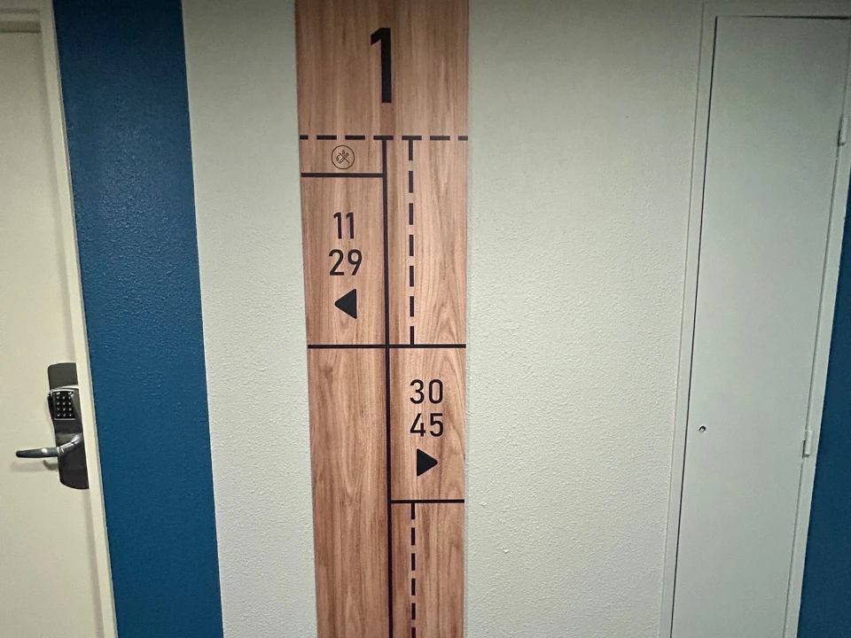 Couloir - accès aux chambres